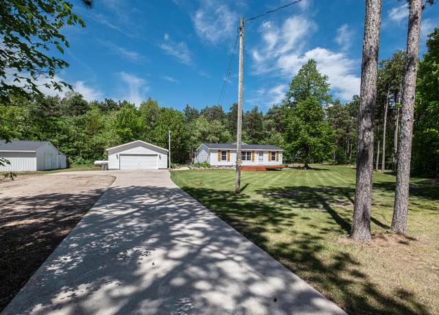 Property at 4171 E 124th St, Grant, MI 49327, 4 beds, 2 baths