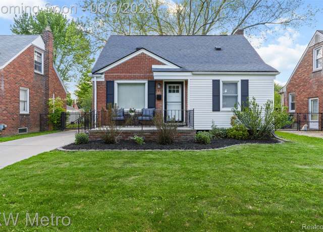 Property at 2939 N Connecticut Ave, Royal Oak, MI 48073, 3 beds, 1 bath