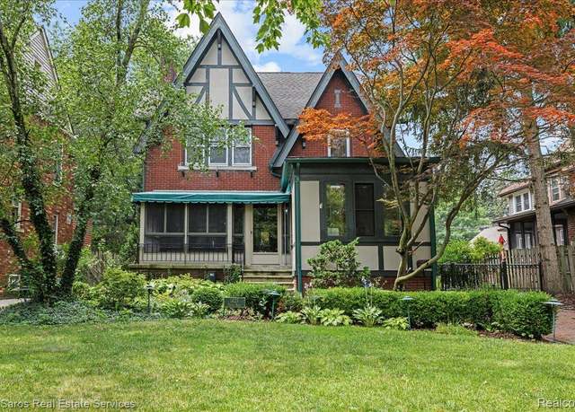 Property at 1425 Bishop Rd, Grosse Pointe Park, MI 48230, 4 beds, 3 baths