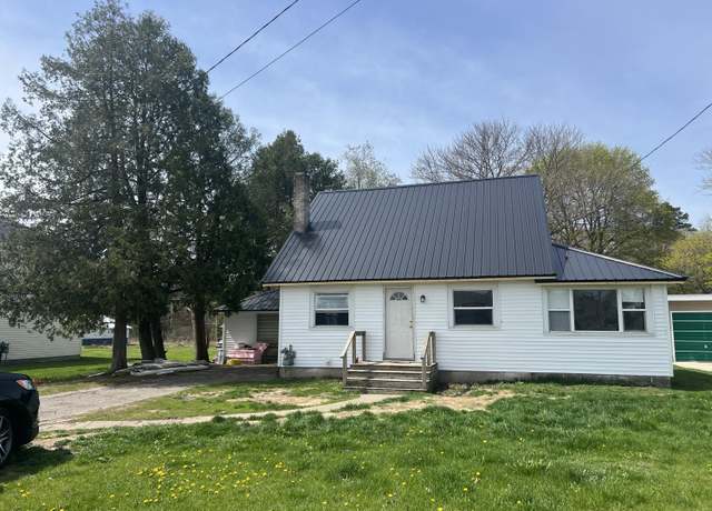 Property at 9835 N Greenville Rd, Lakeview, MI 48850, 3 beds, 1 bath