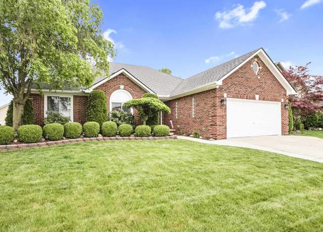 Property at 48864 Hunter Dr, Macomb, MI 48044, 3 beds, 3.5 baths