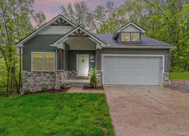 Property at 5733 Warren Woods Ln, Whitmore Lake, MI 48189, 3 beds, 2 baths