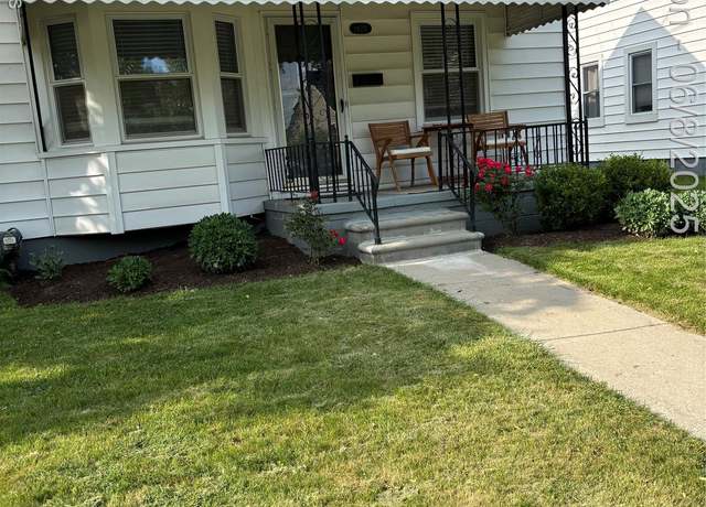 Property at 1428 W Windemere Ave W, Royal Oak, MI 48073, 3 beds, 1 bath