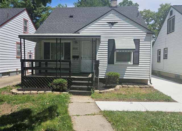 Property at 16004 Sumner St, Redford, MI 48239, 3 beds, 1 bath