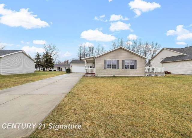 Property at 3675 Northwood Pl, Saginaw, MI 48603, 3 beds, 2 baths