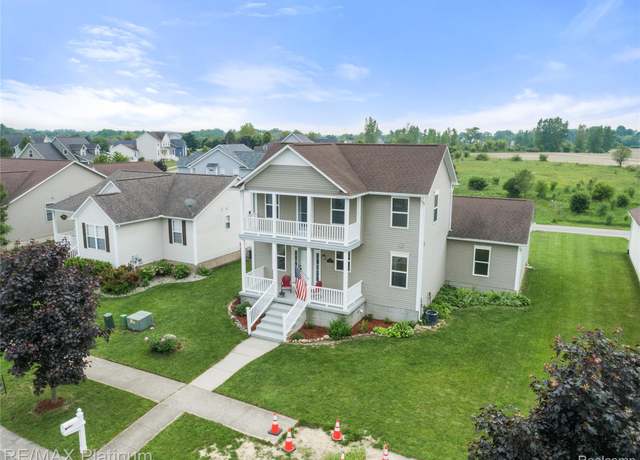 Property at 6327 Saint Charles Pass, Swartz Creek, MI 48473, 3 beds, 1.5 baths