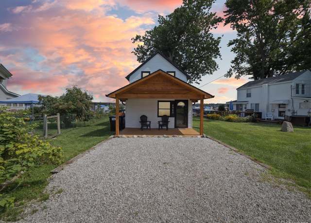 Property at 8980 Dexter Pinckney Rd, Dexter Township, MI 48169, 2 beds, 2 baths