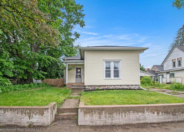 Property at 316 Harrison St, Grand Ledge, MI 48837, 3 beds, 1 bath