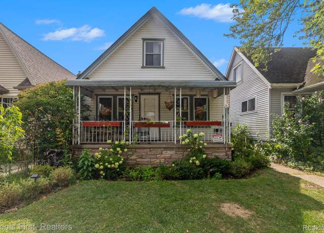Property at 2721 Pardee Ave, Dearborn, MI 48124, 3 beds, 1 bath