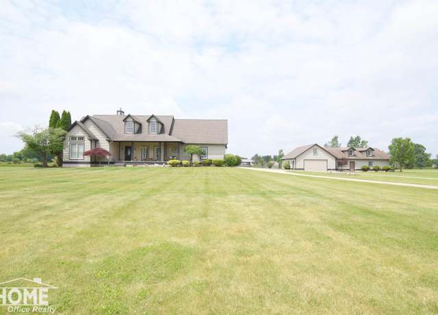 Property at 2411 Escott Rd, Owosso, MI 48867, 3 beds, 2.5 baths
