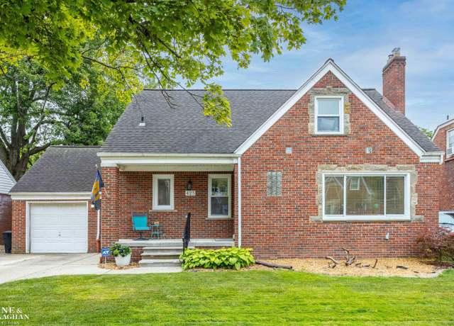 Property at 425 Madison St, Grosse Pointe Farms, MI 48236, 3 beds, 2.5 baths