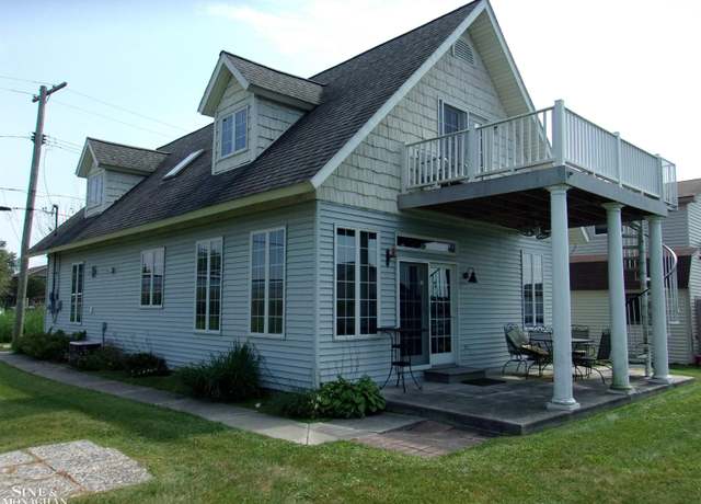 Property at 7258 Bedore Hwy, Clay Township, MI 48028, 2 beds, 2 baths