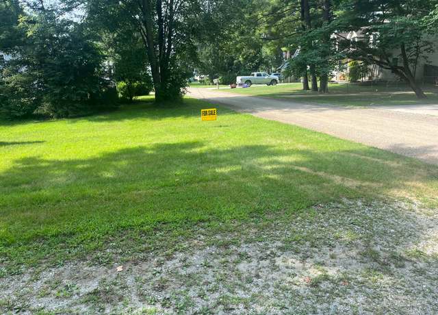 Property at 26239A Leontine Rd, New Boston, MI 48164, 3 beds, 1.5 baths