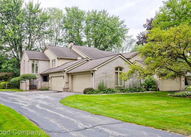 Property at 1470 Timberview Trl, Bloomfield Hills, MI 48304, 2 beds, 2.5 baths