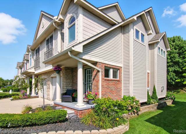 Property at 50454 Beechwood Ct #36, Plymouth, MI 48170, 2 beds, 2.5 baths