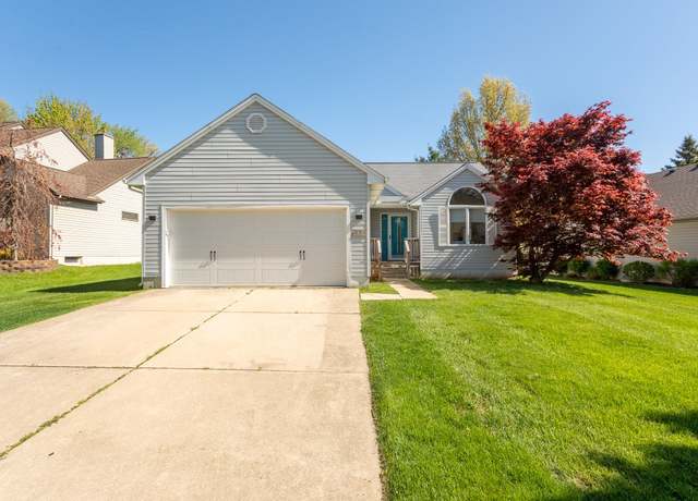 Property at 454 Woodland Dr, Saline, MI 48176, 2 beds, 2 baths