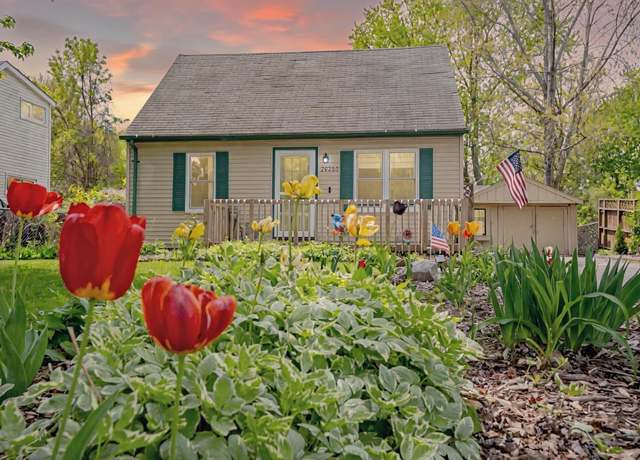 Property at 29255 Rymal St, Roseville, MI 48066, 3 beds, 1 bath