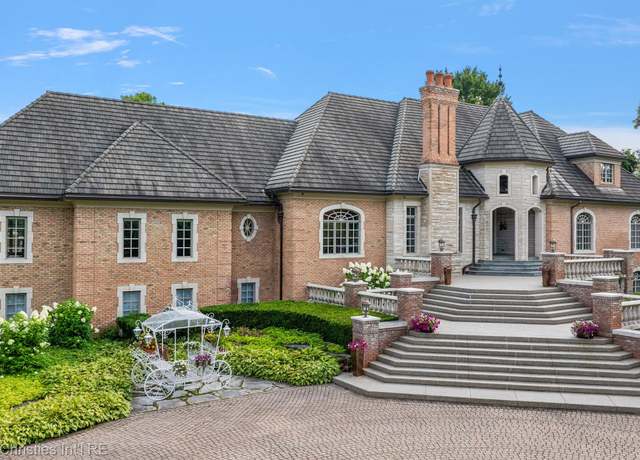 Property at 975 Sunningdale Dr, Bloomfield Hills, MI 48302, 6 beds, 6.5 baths