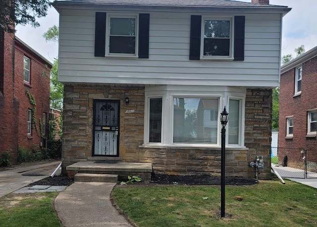 Property at 18011 Appoline St W, Livonia, MI 48235, 3 beds, 1.5 baths