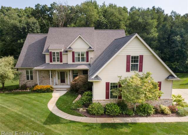 Property at 5580 Birch Ln, Springfield Charter Township, MI 48350, 4 beds, 2.5 baths