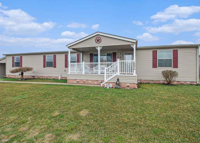 Property at 12374 Oak Ridge Cir, South Lyon, MI 48178, 4 beds, 2 baths
