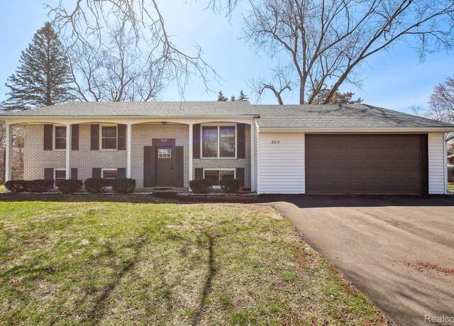 Property at 523 Glengary Rd, Wolverine Lake, MI 48390, 5 beds, 2 baths