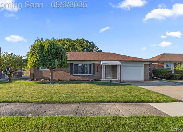 Property at 17037 Stricker Ave, Eastpointe, MI 48021, 3 beds, 1 bath