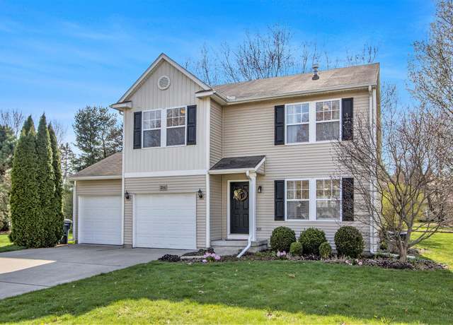Property at 7210 Bertland Dr, Portage, MI 49024, 3 beds, 2.5 baths