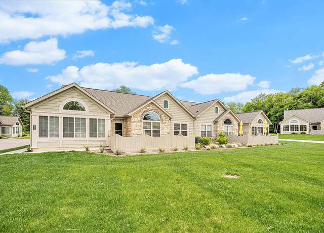 Property at 2615 Bluestone Cir, Kalamazoo, MI 49009, 3 beds, 2 baths
