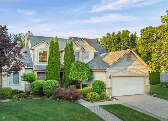 Property at 2741 Greenlawn Ave, Commerce Twp, MI 48382, 4 beds, 3.5 baths
