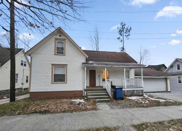 Property at 415 N Shelby St, Cadillac, MI 49601, 3 beds, 1 bath