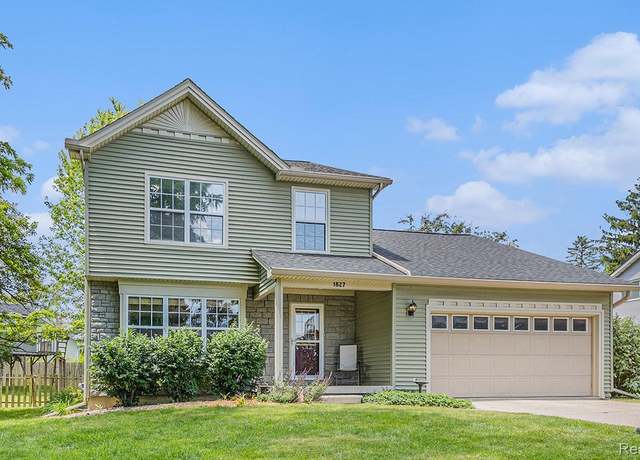 Property at 1827 N Franklin Ct, Ann Arbor, MI 48103, 3 beds, 2.5 baths