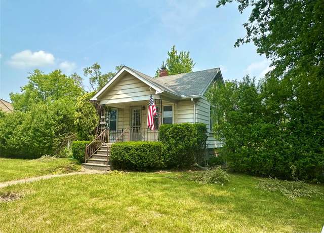 Property at 35232 College St, Westland, MI 48185, 3 beds, 1.5 baths