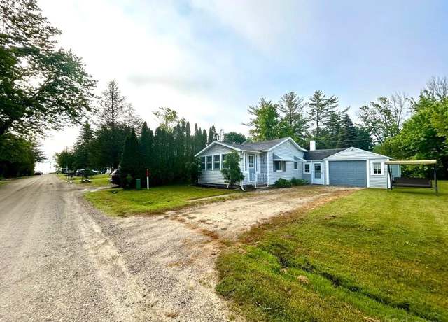 Property at 7336 Rosewood Rd, Lexington, MI 48450, 2 beds, 1 bath