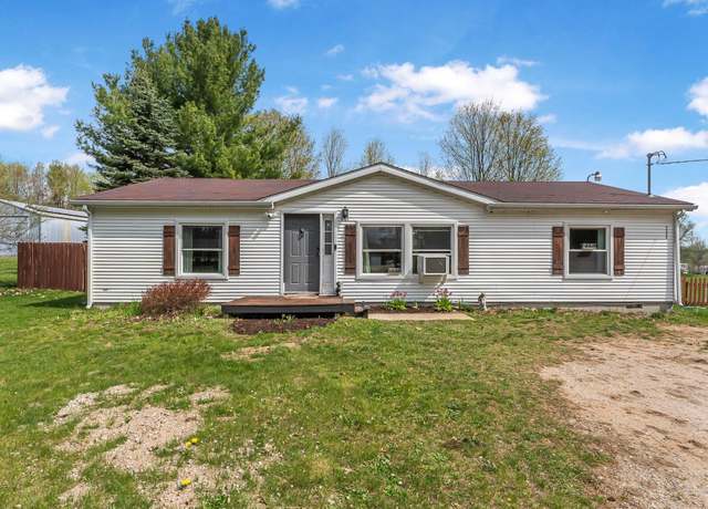 Property at 9268 Cedar Run Rd, Traverse City, MI 49684, 3 beds, 2 baths