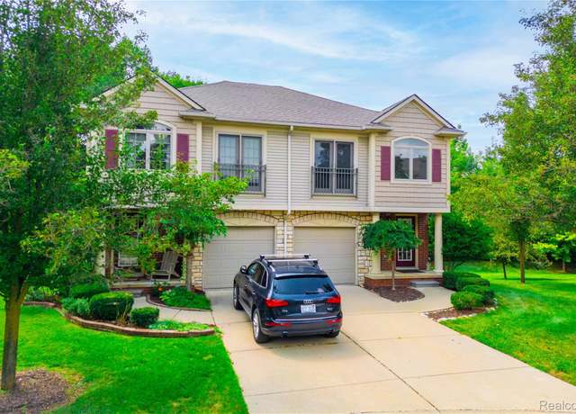 Property at 50580 Beechwood Ct, Plymouth, MI 48170, 2 beds, 2.5 baths