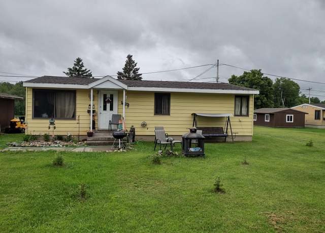 Property at 901 Lyle St, Iron River, MI 49935, 1 bed, 1 bath