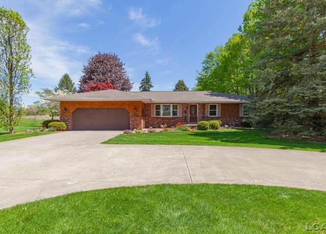 Property at 3333 Treat St, Adrian, MI 49221, 3 beds, 2 baths