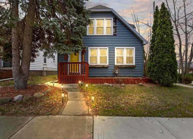 Property at 22351 Nona St, Dearborn, MI 48124, 3 beds, 2 baths