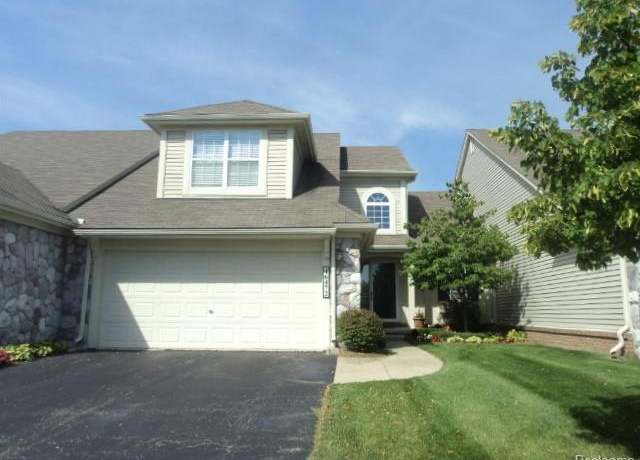 Property at 46472 Killarney Cir, Canton, MI 48188, 2 beds, 2.5 baths