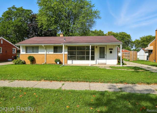 Property at 32471 Saint Annes Dr, Warren, MI 48092, 3 beds, 1 bath
