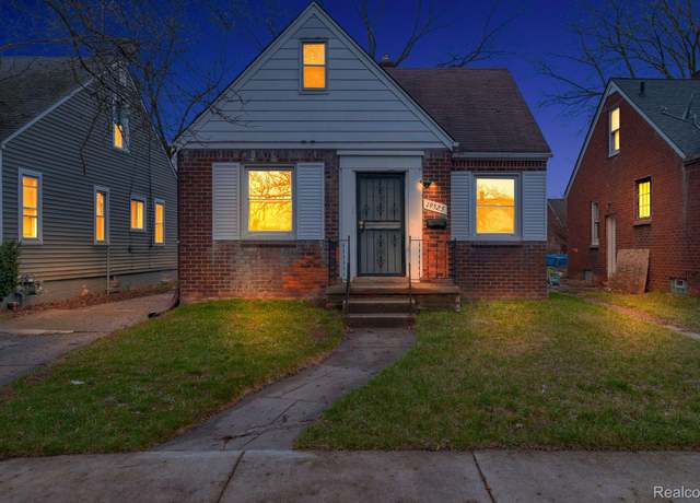 Property at 19525 Fairport St, Detroit, MI 48205, 3 beds, 1 bath