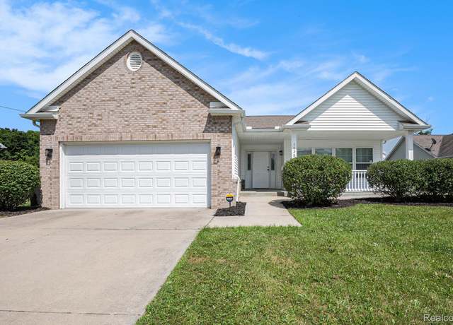 Property at 1320 Avenue A, Flint, MI 48503, 4 beds, 2 baths