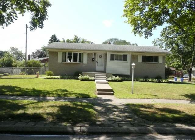 Property at 22969 N Brookside Dr, Dearborn Heights, MI 48125, 3 beds, 1.5 baths