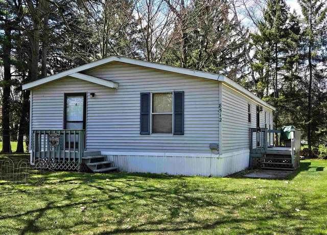 Property at 8512 Lakeview Ave, Lexington, MI 48450, 3 beds, 2 baths