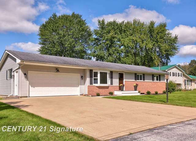 Property at 4369 Meadowbrook Dr, Thomas Township, MI 48623, 3 beds, 2 baths