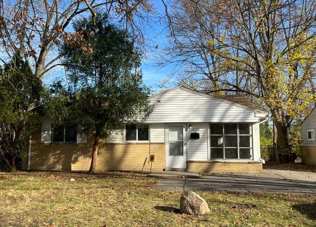 Property at 28136 Fairfax St, Southfield, MI 48076, 3 beds, 1 bath