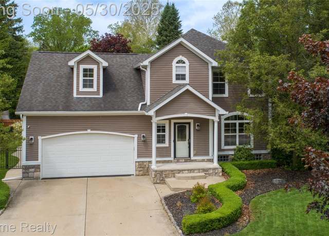 Property at 39341 Wanda Ave, Sterling Heights, MI 48313, 4 beds, 3.5 baths