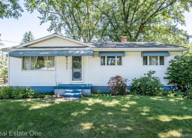 Property at 4217 Carmanwood Dr, Flint, MI 48507, 3 beds, 1 bath