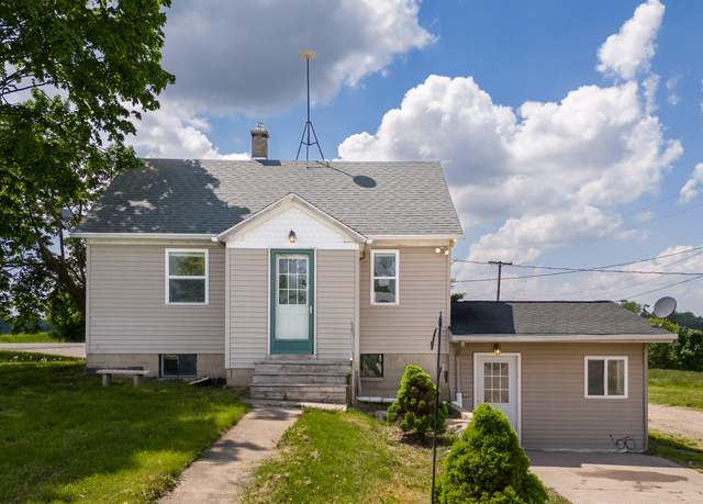 Property at 6312 W Clarksville Rd, Clarksville, MI 48815, 4 beds, 1.5 baths